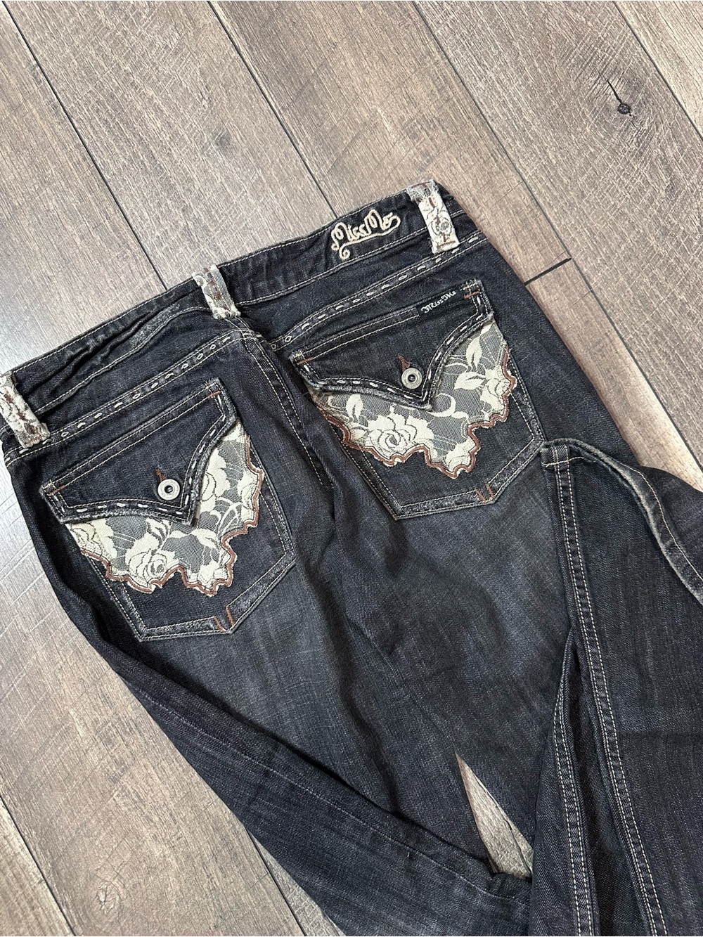 Miss Me Black Wash Lace Trim Low Rise Flare Jeans - Picture 6 of 8
